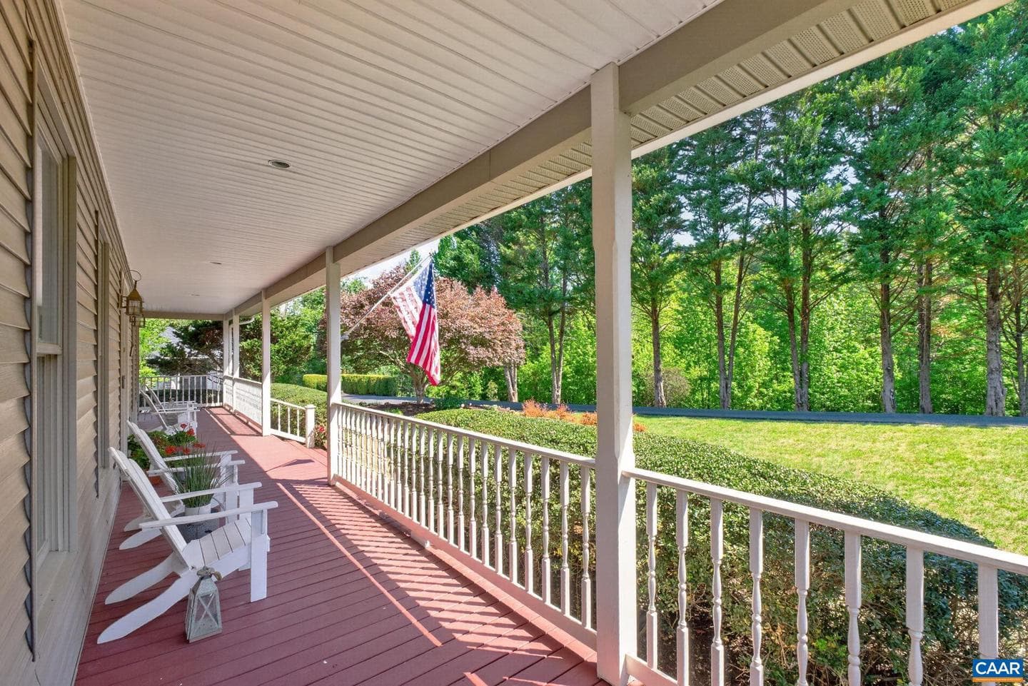 380 Ballenger Ln photo 12