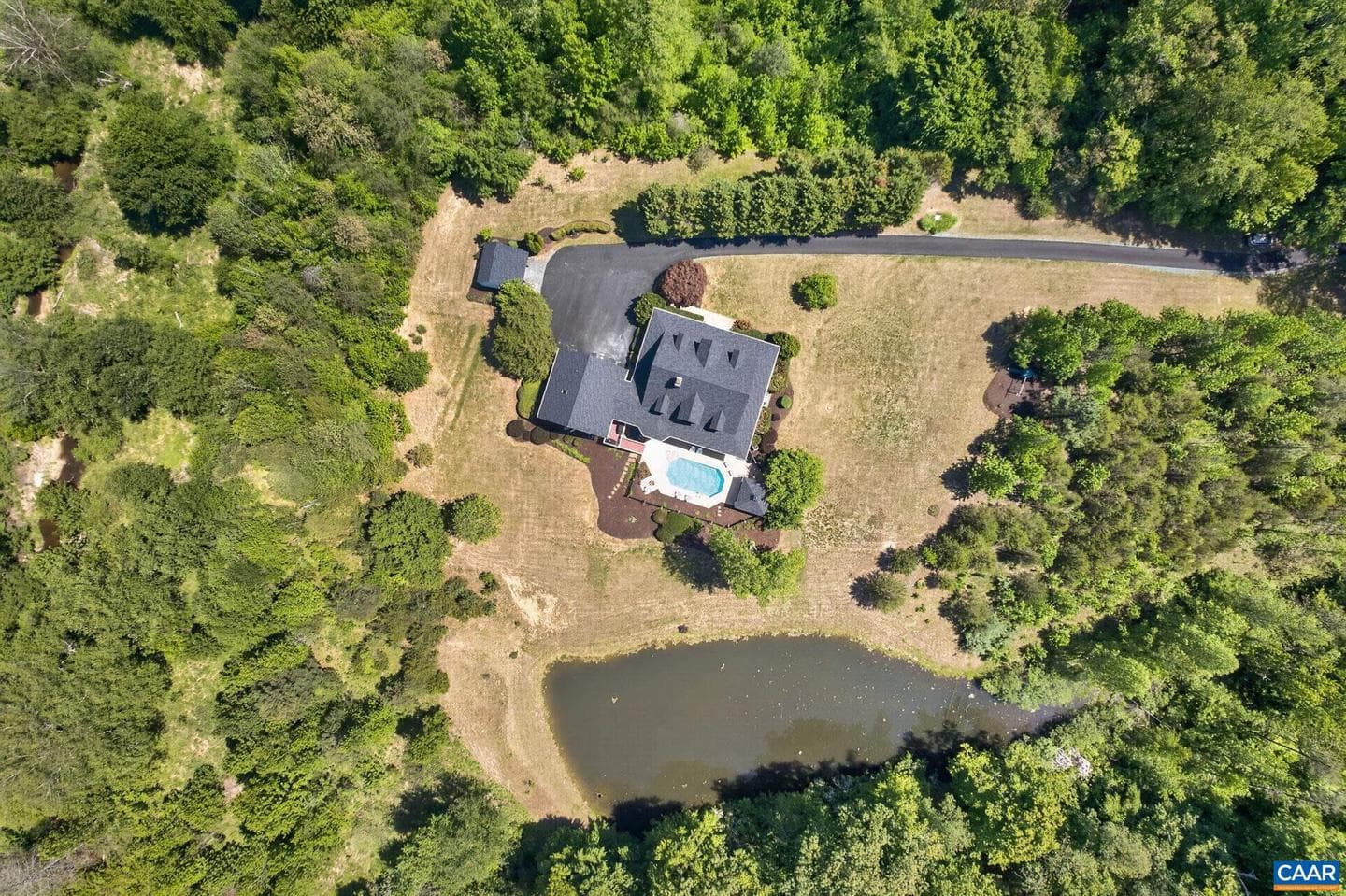 380 Ballenger Ln photo 8