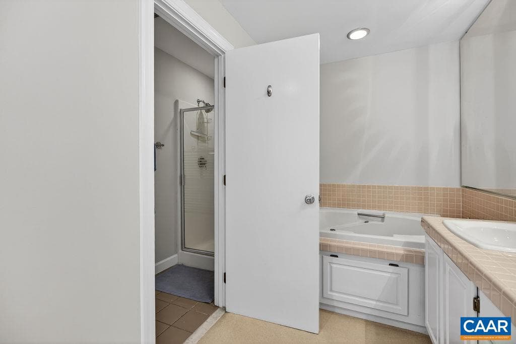 1817 High Ridge Ct photo 20