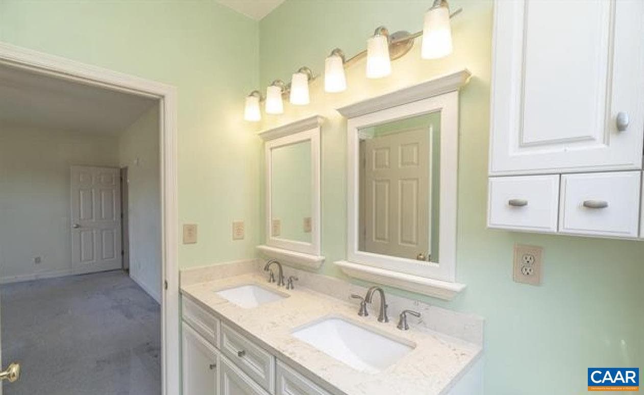 1760 Meadowview Ln photo 24