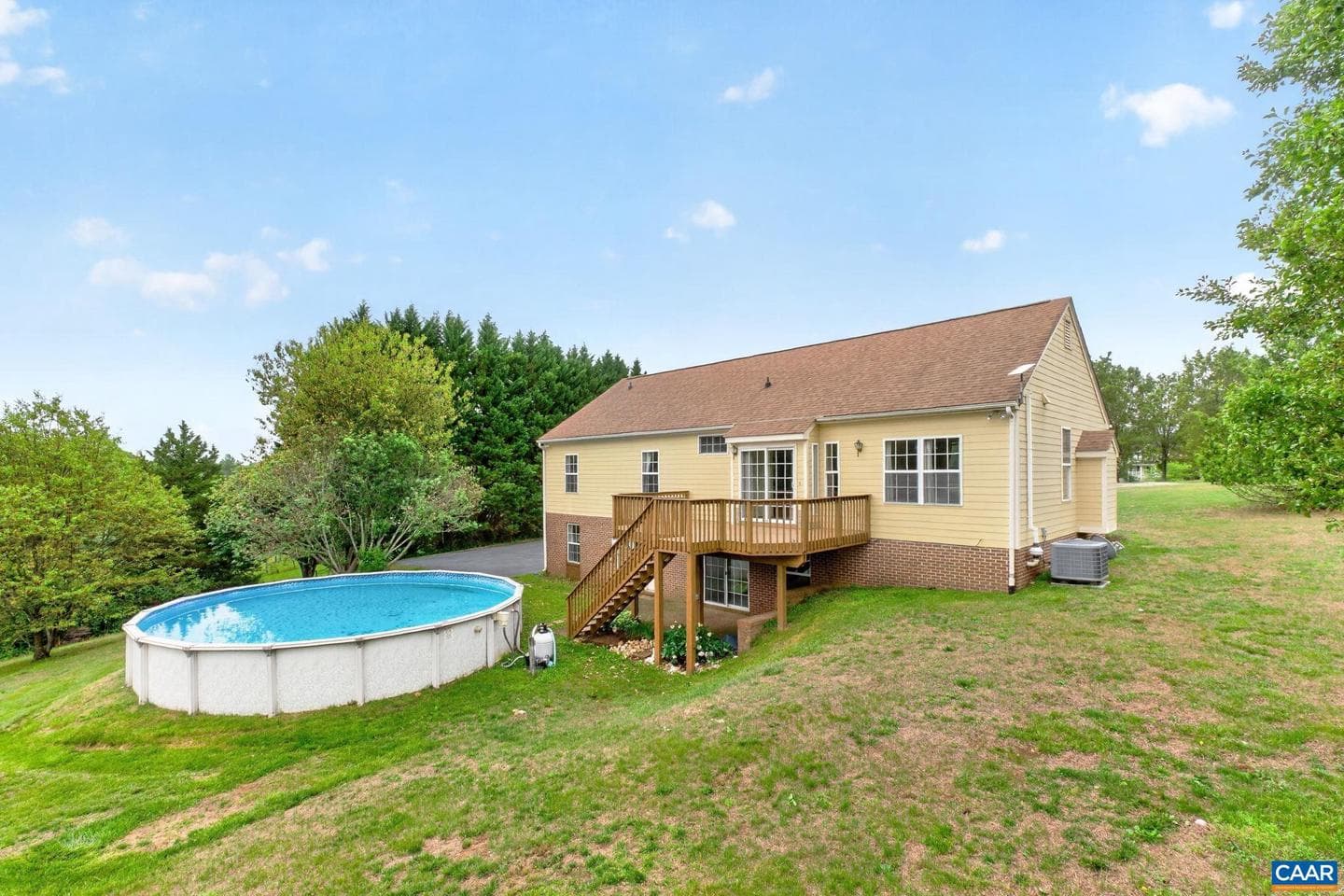 1760 Meadowview Ln photo 40
