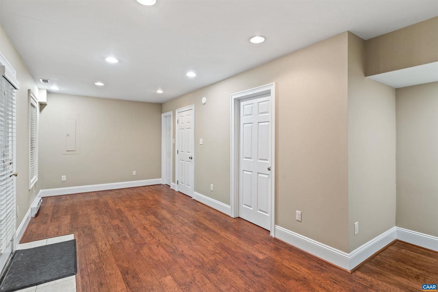 1039 Glenwood Station Ln photo 36