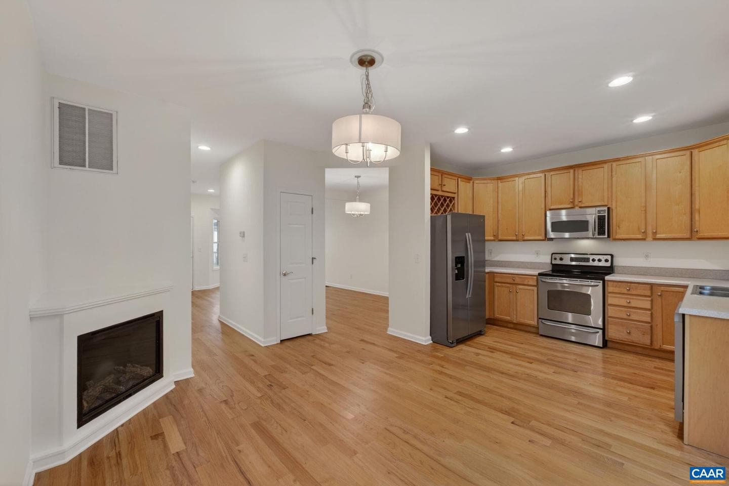 115 Old Fifth Cir photo 11