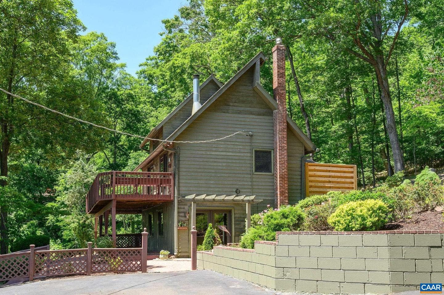 394 Pasturegate Ln photo 2