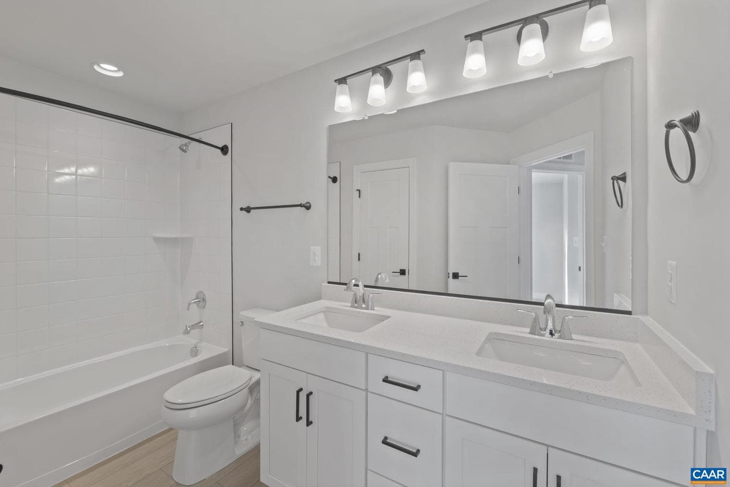 3608 Hilah Ln photo 37