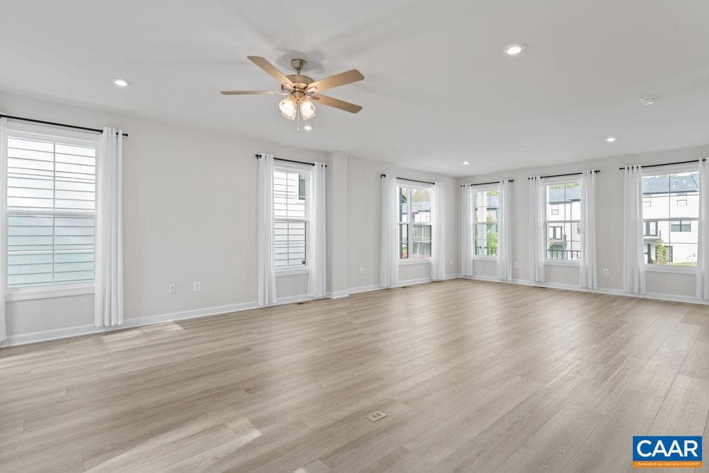 3719 Paradise Park Ln photo 6