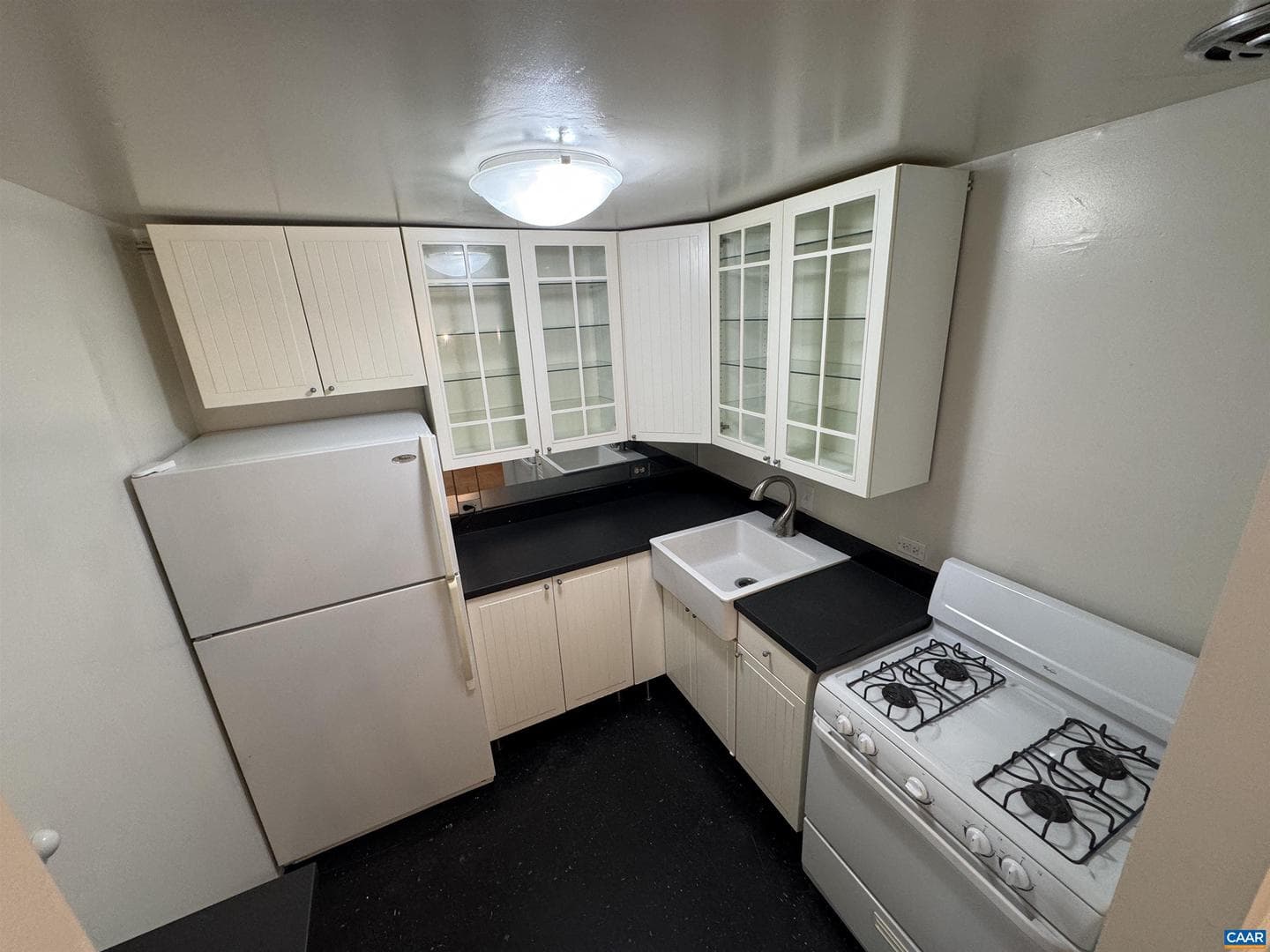 511 N 1st St #308 photo 7