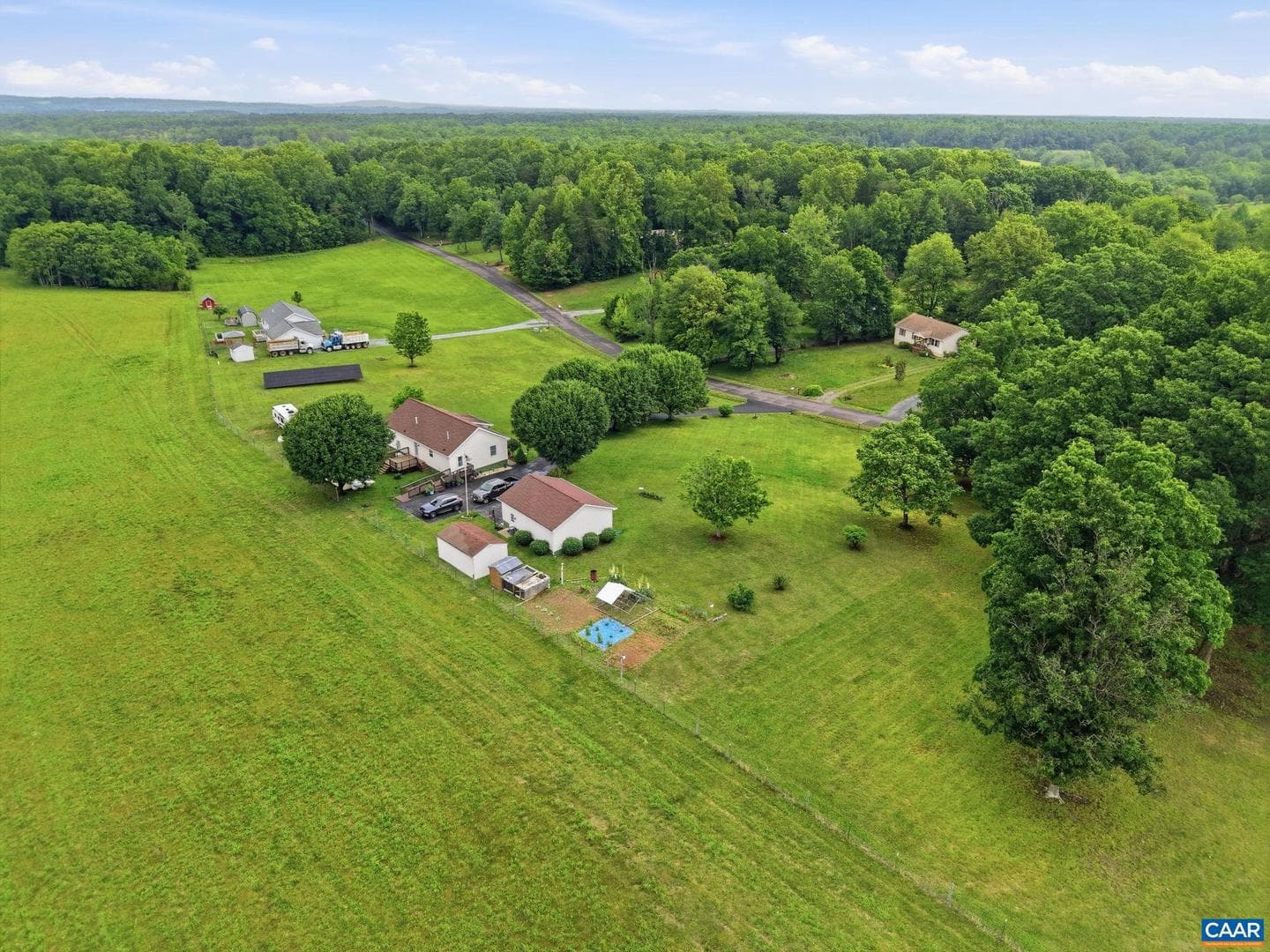 9402 Cedar Hollow Rd photo 16