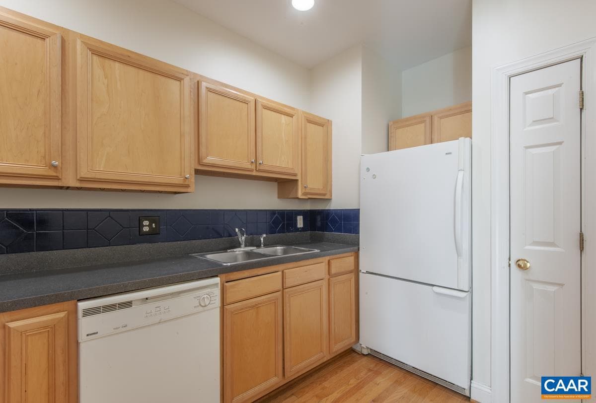 1103 Druid Ave #E photo 13