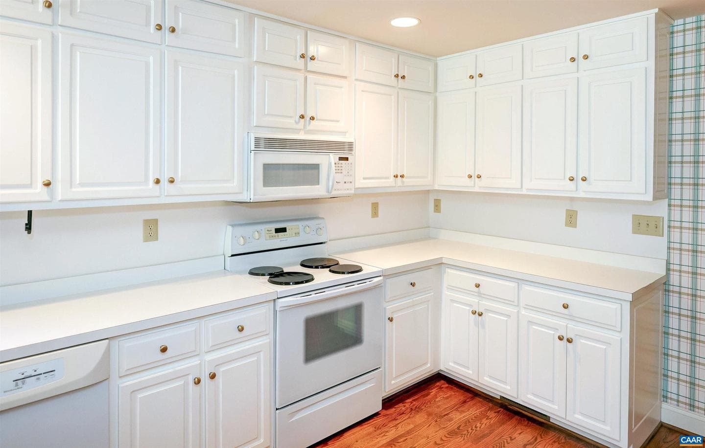 1512 Bremerton Ln photo 12