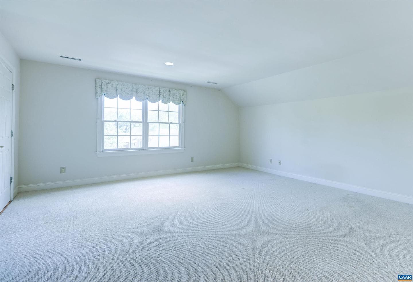 1512 Bremerton Ln photo 17