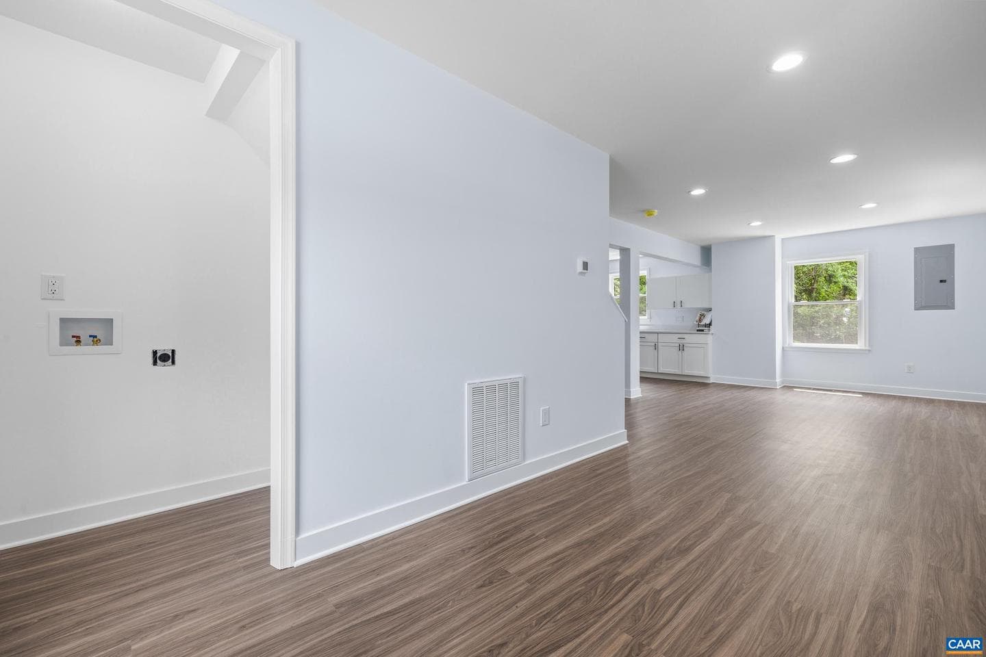3418 Ridge Rd photo 10