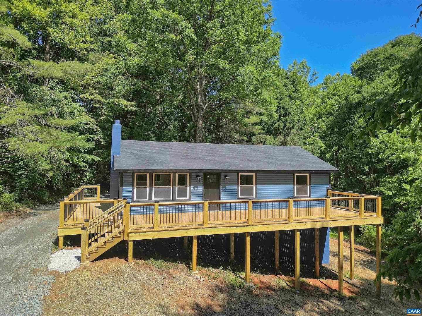 135 Iroquois Trl photo 5