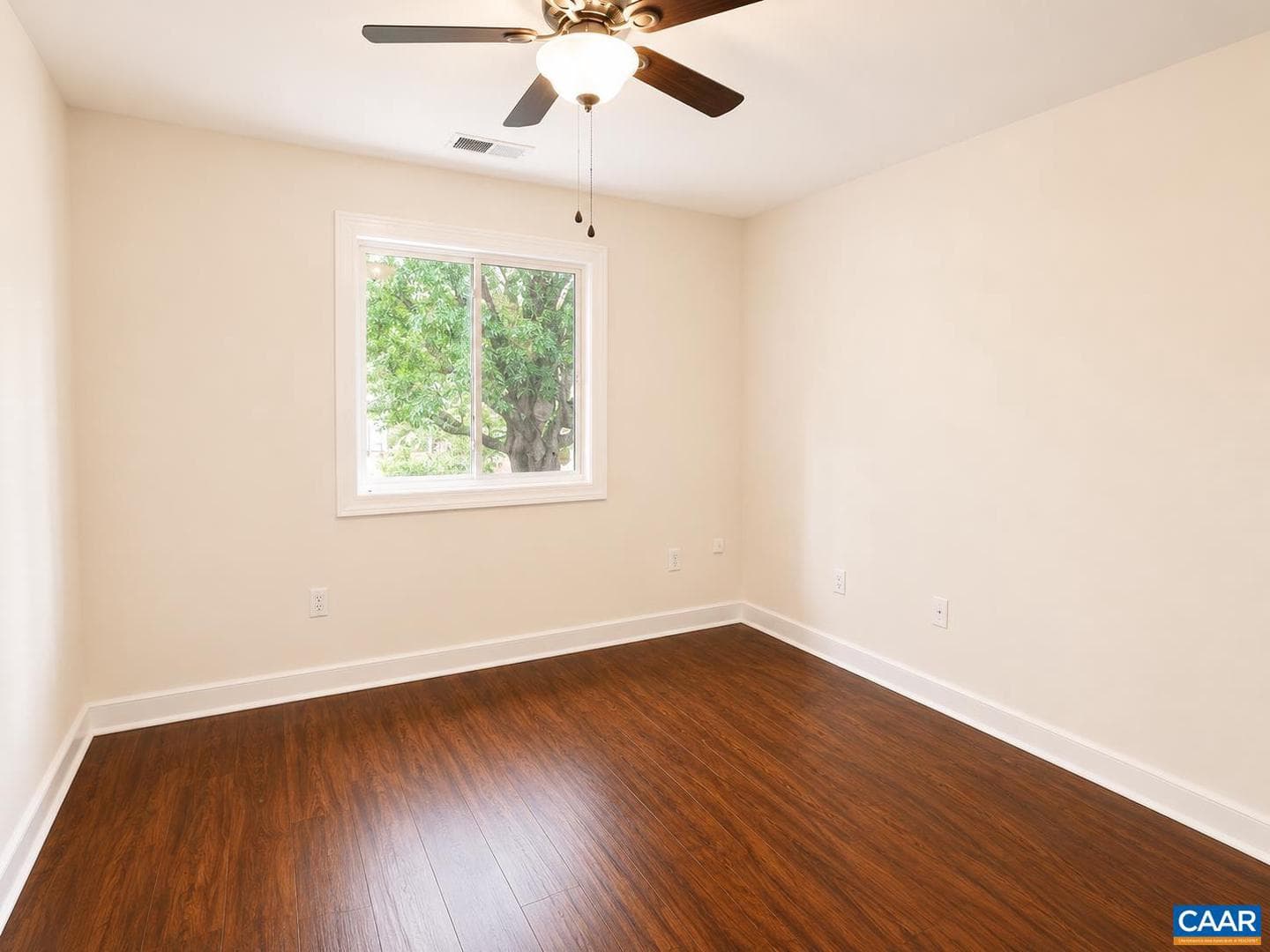128 Harvest Dr photo 11