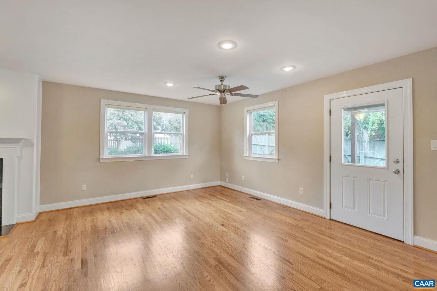 2313 Wayne Ave photo 10
