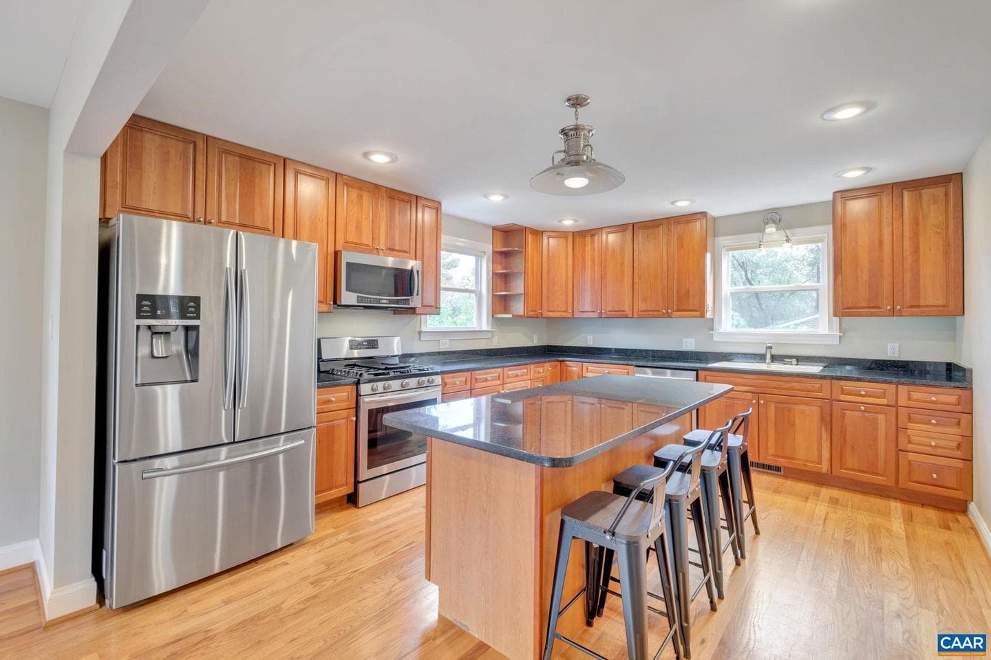 2313 Wayne Ave photo 13