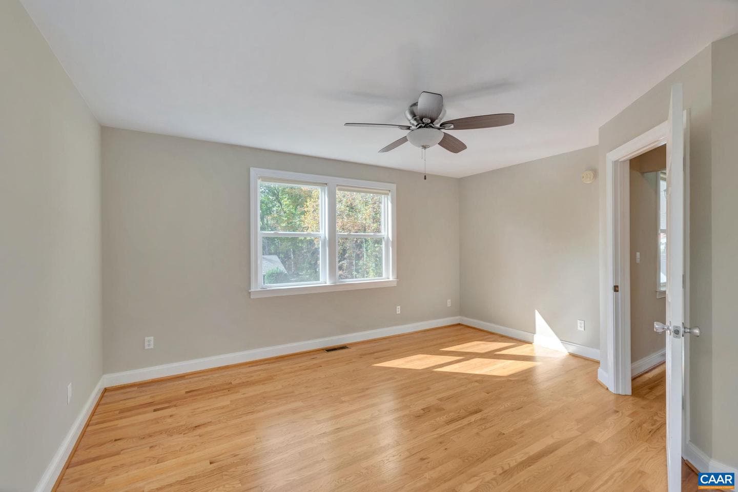 2313 Wayne Ave photo 19