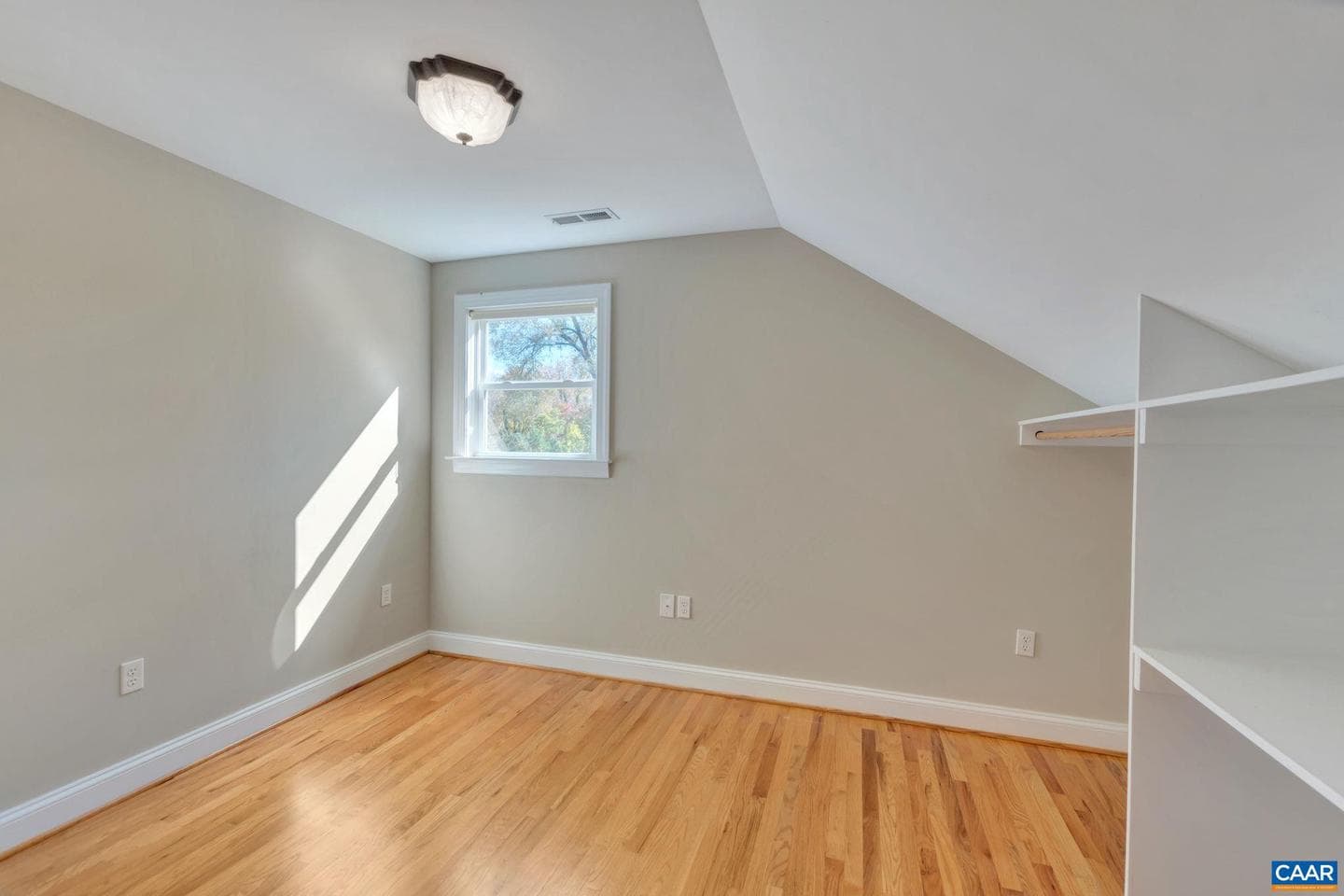 2313 Wayne Ave photo 25