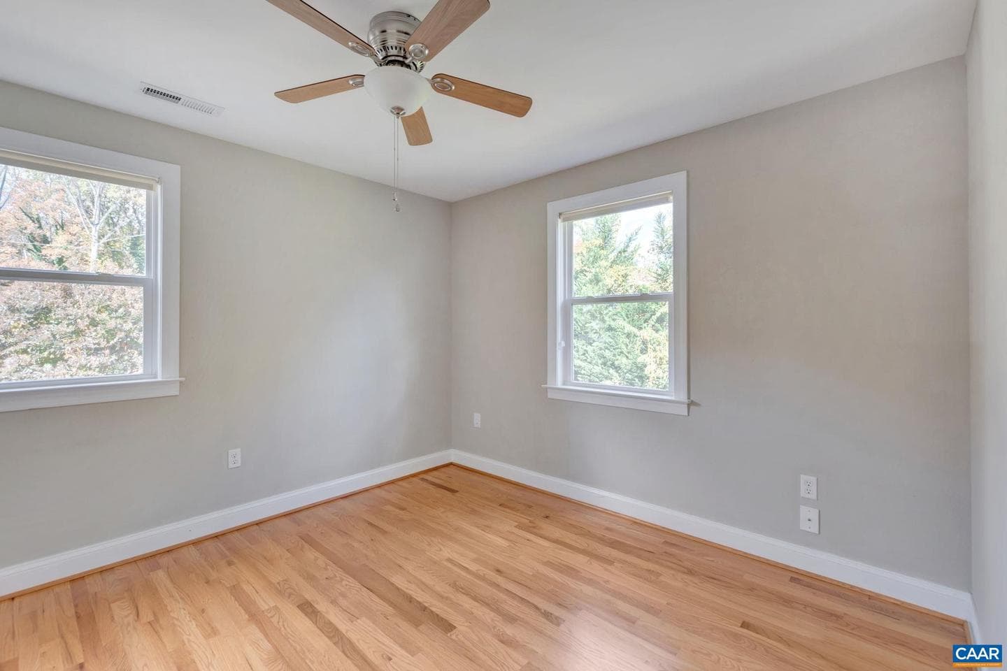 2313 Wayne Ave photo 26