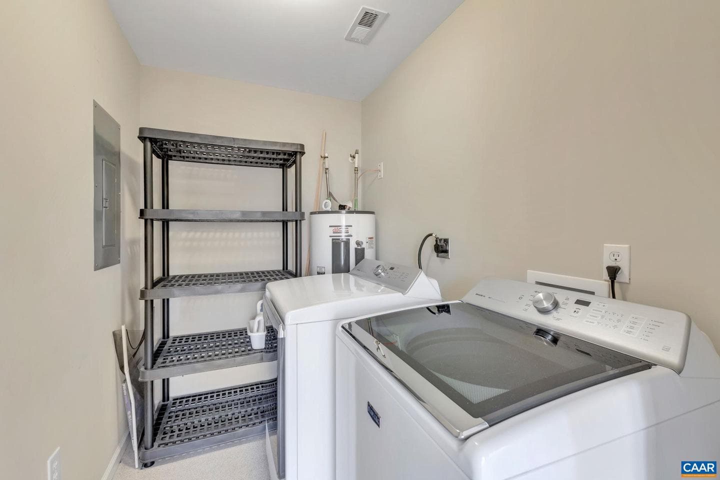 2313 Wayne Ave photo 32