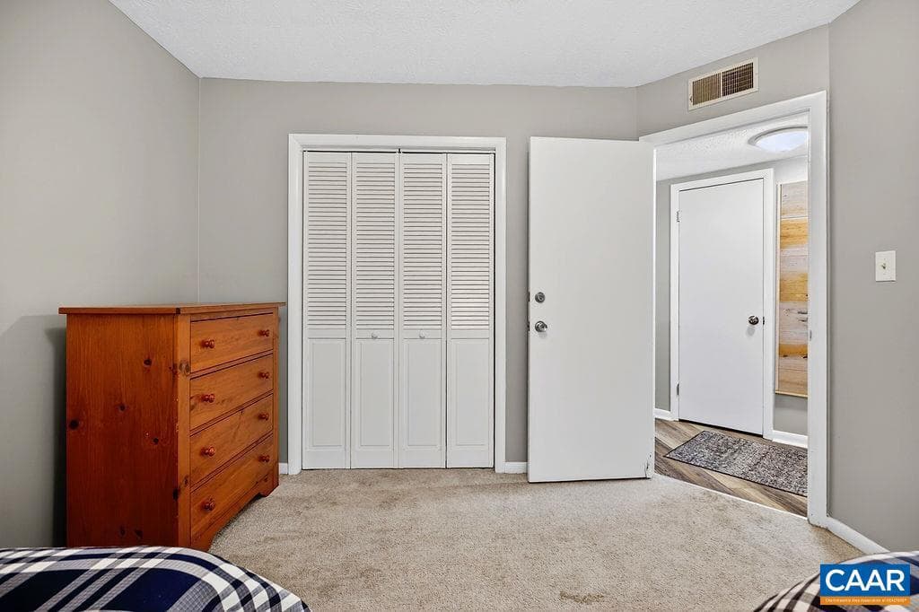 473 Three Ridges Condos photo 13