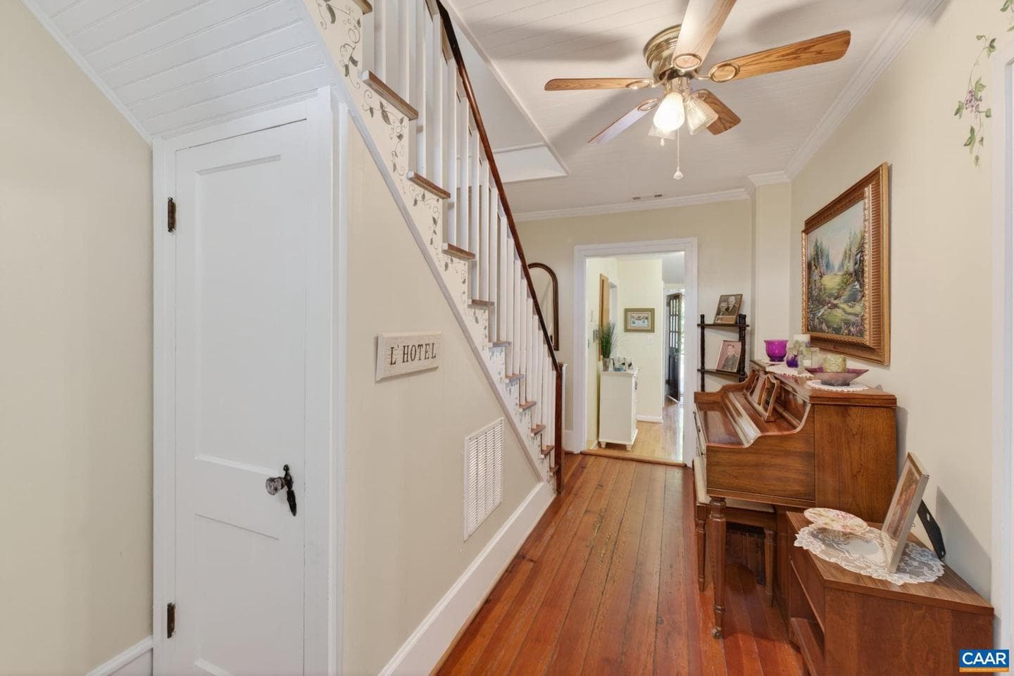 28 Ridgeway Farm Ct photo 31