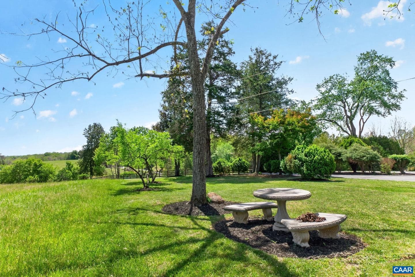 28 Ridgeway Farm Ct photo 56