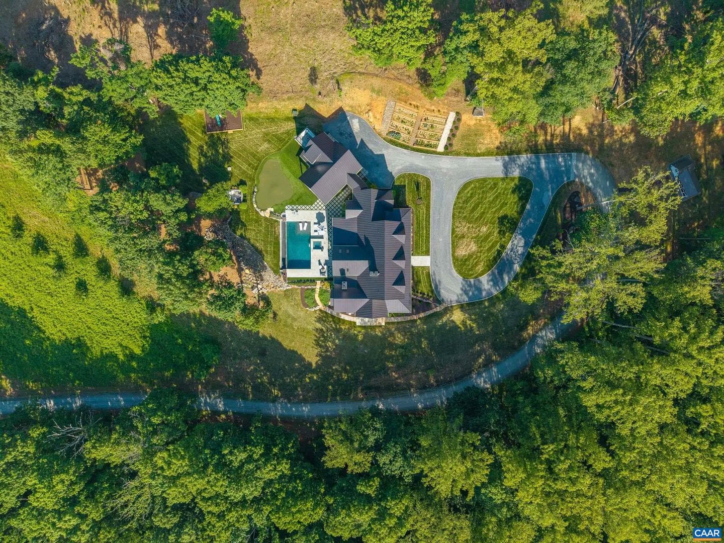 2098 Goodling Rd photo 60