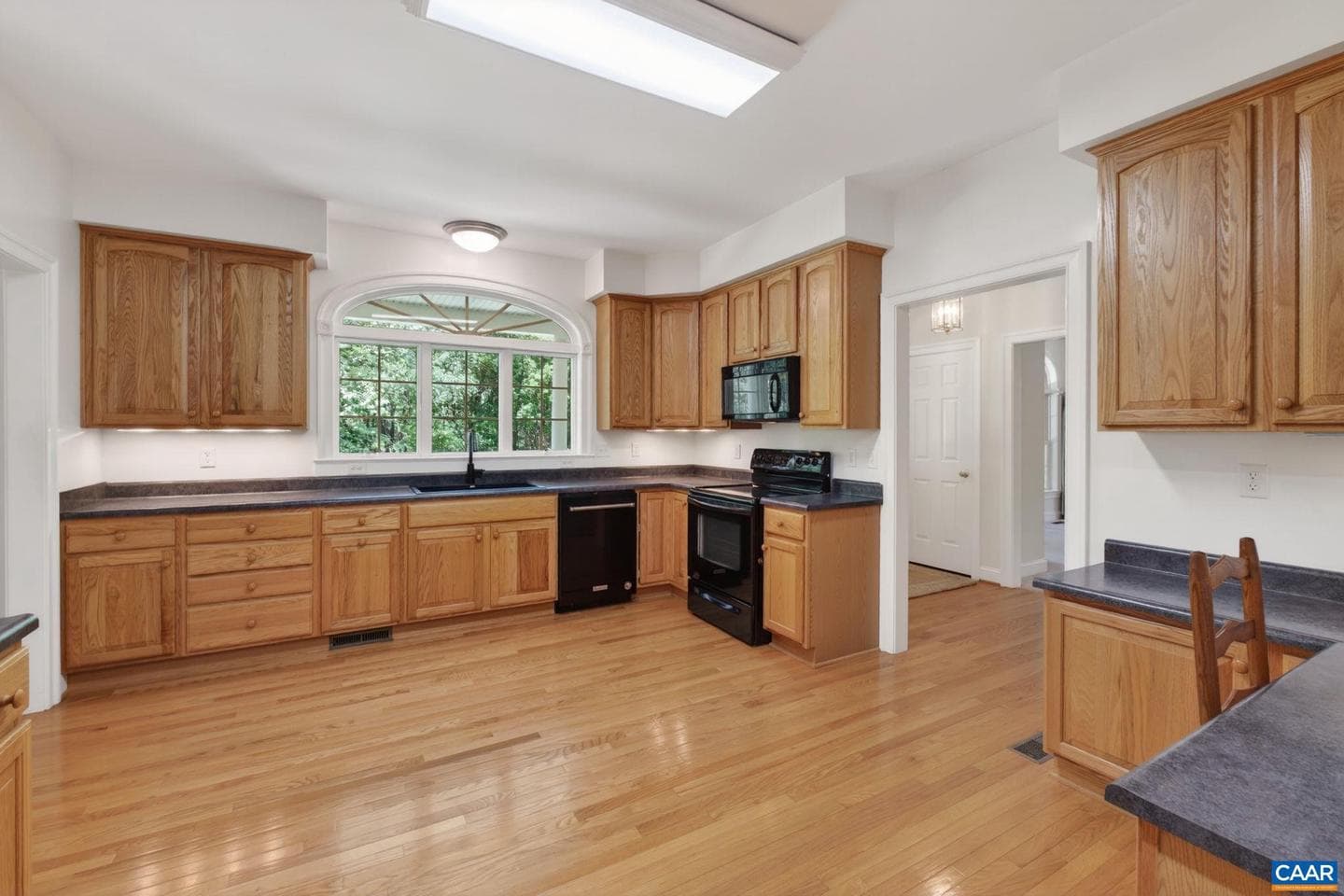3403 Meadow Wood Ln photo 17