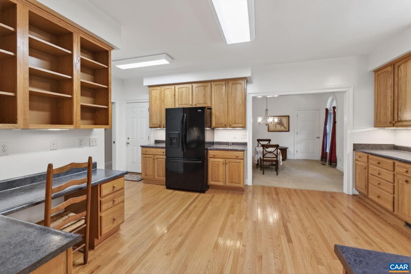3403 Meadow Wood Ln photo 18