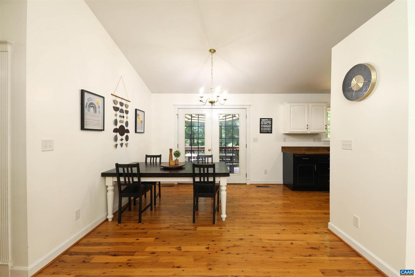 11 Shiloh Ct photo 5