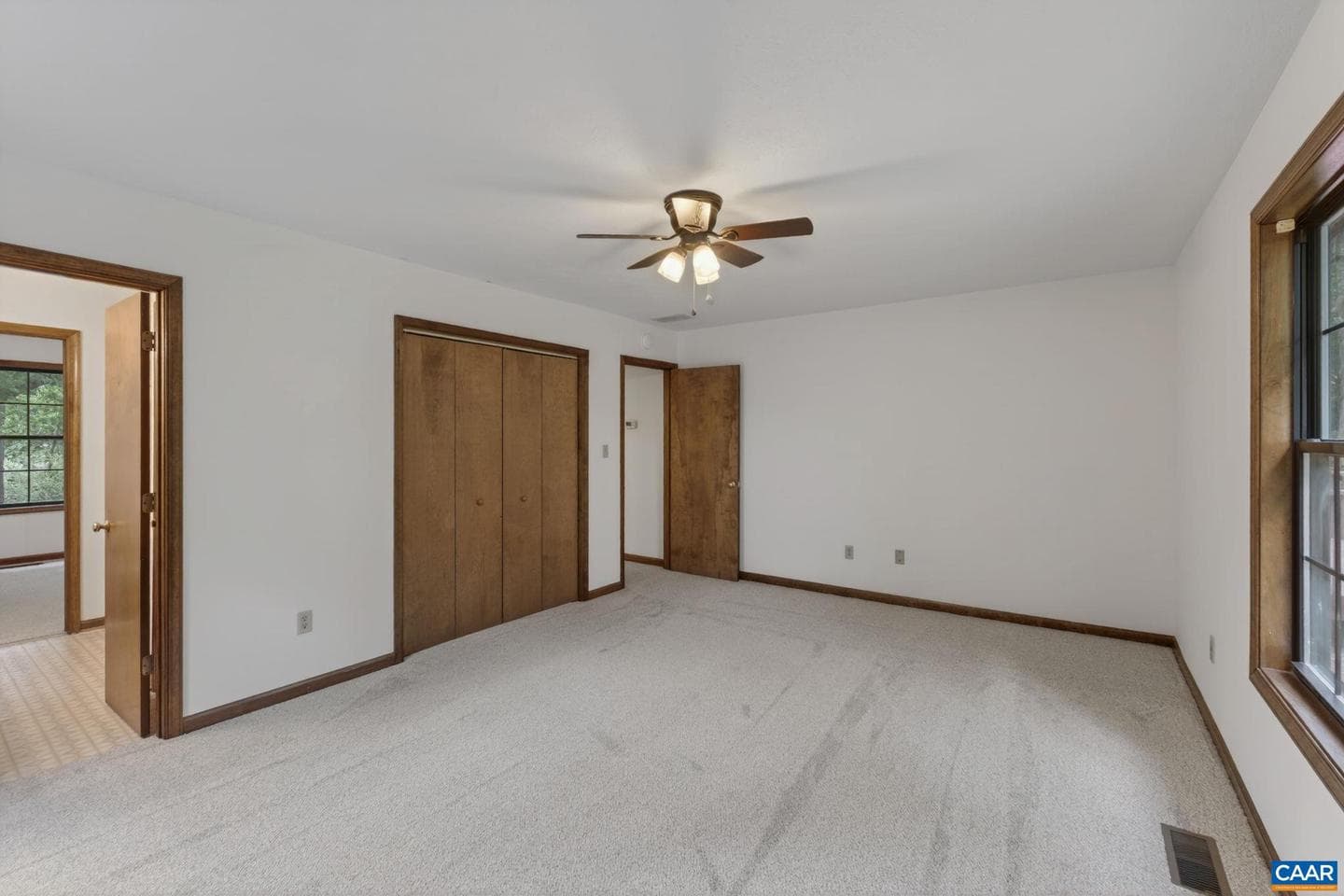 2 Ashton Rd photo 17