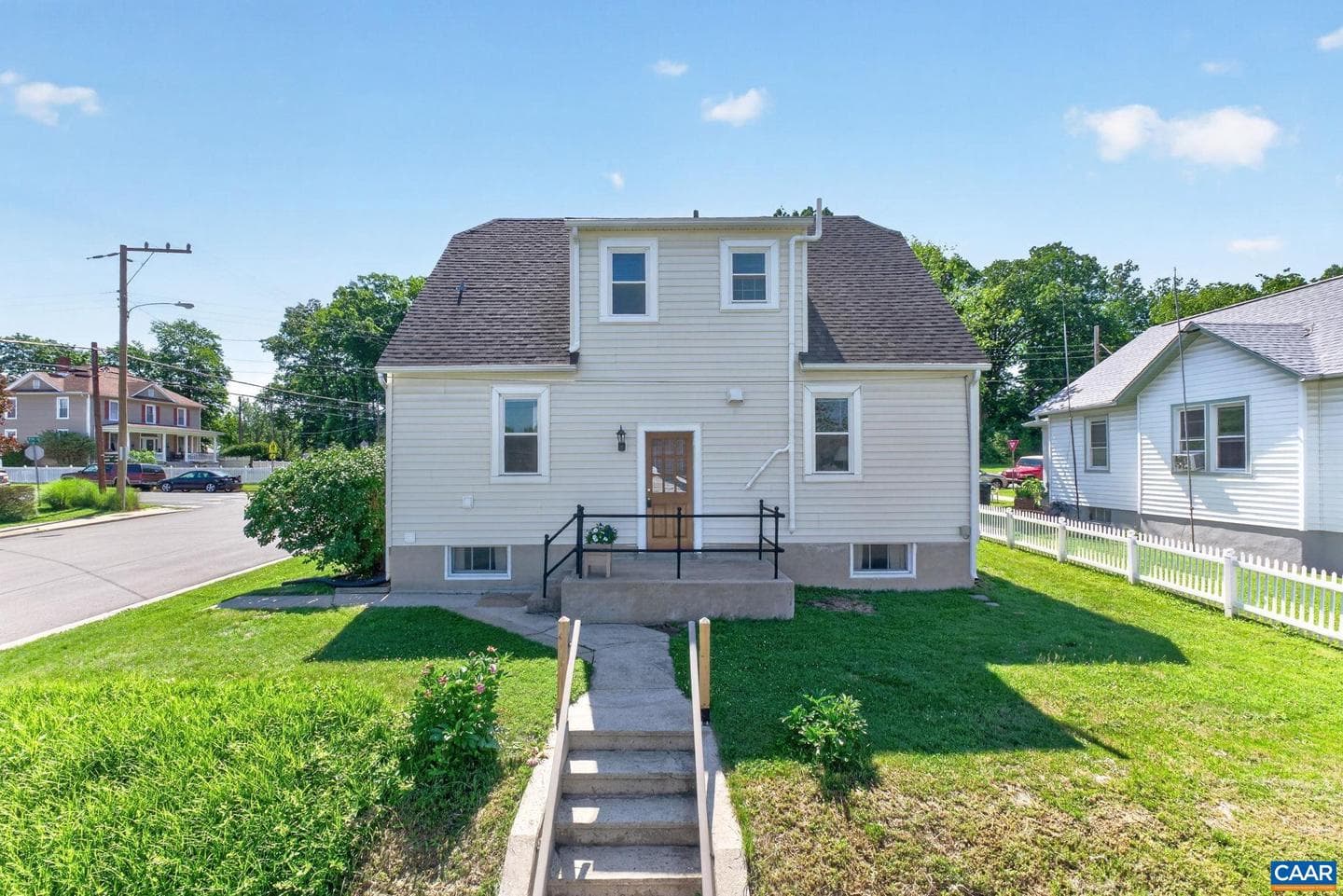 199 N Bath Ave photo 35