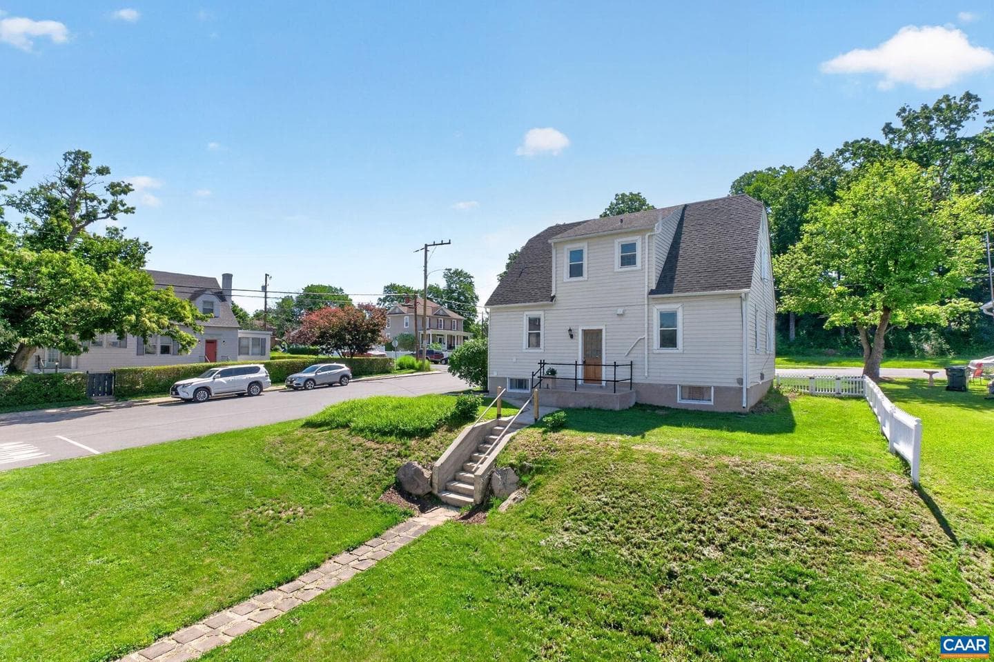 199 N Bath Ave photo 36