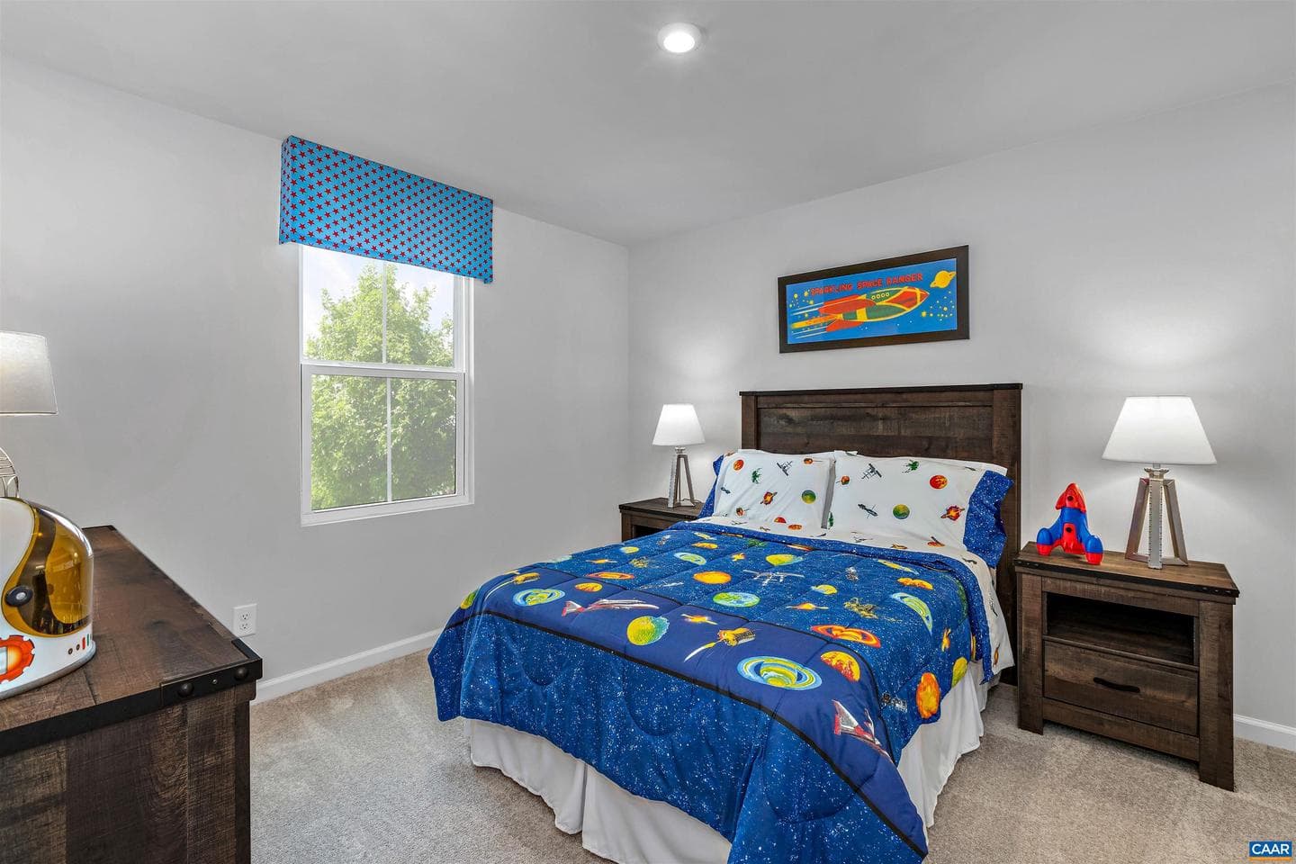 555 Arches Ln photo 7