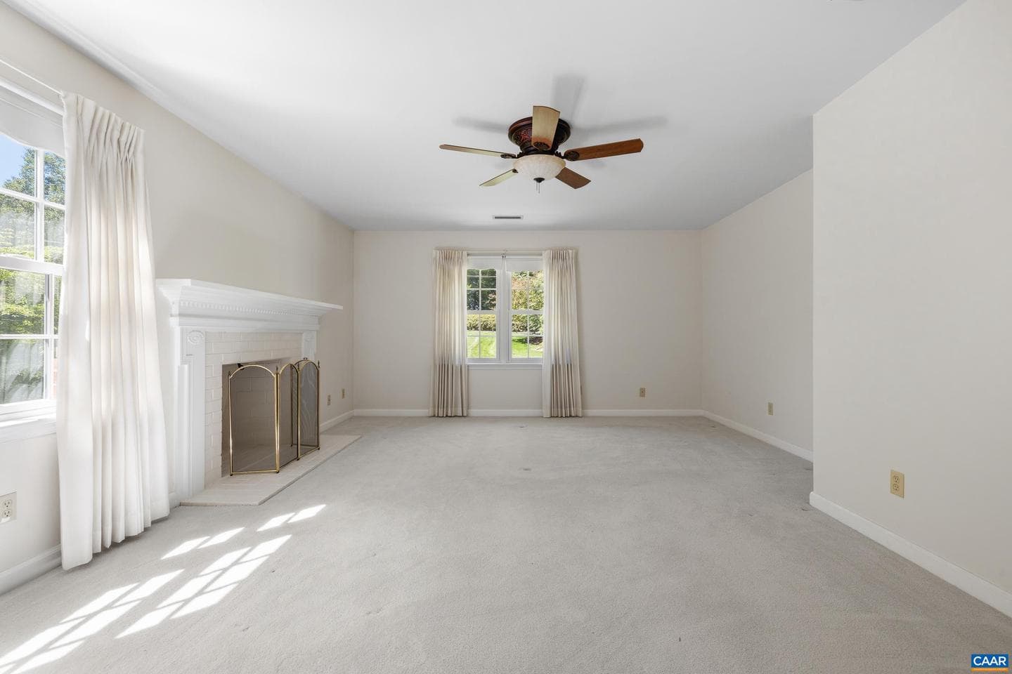 985 Tanglewood Rd photo 35