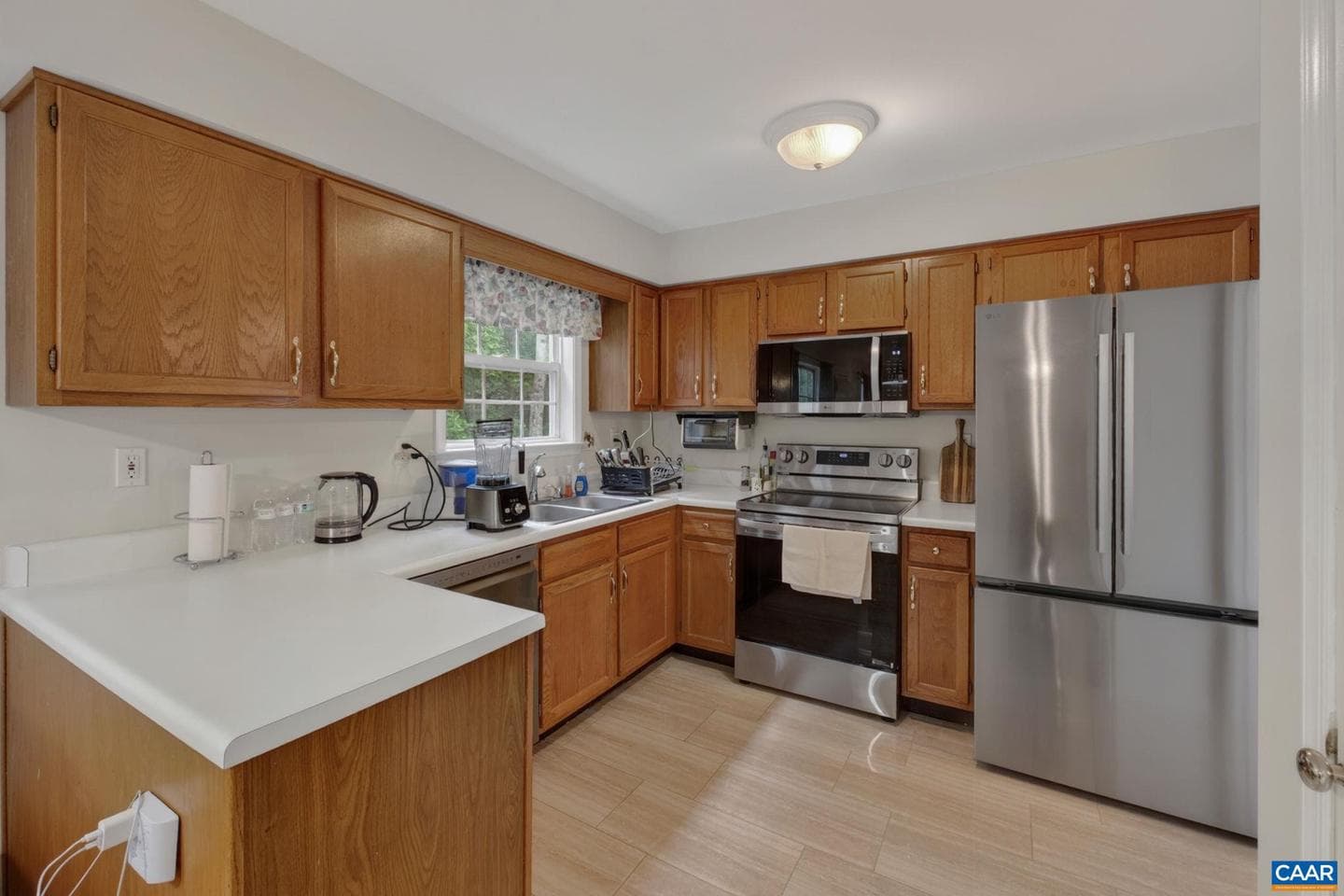 1092 Wintergreen Ln photo 14