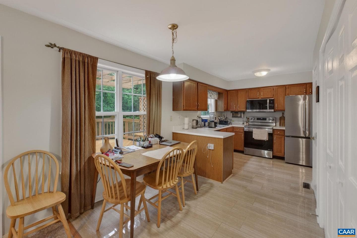 1092 Wintergreen Ln photo 17