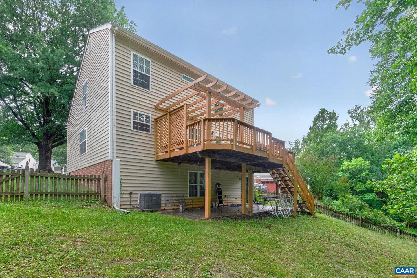 1092 Wintergreen Ln photo 39