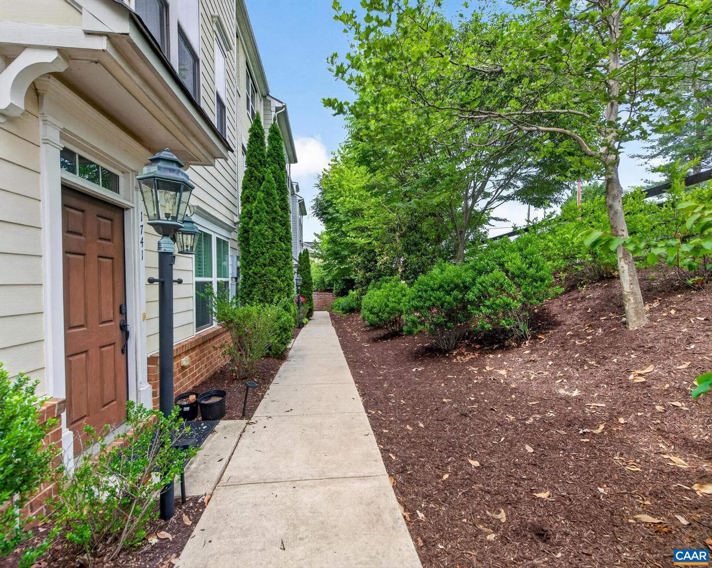 1731 Treesdale Way photo 3