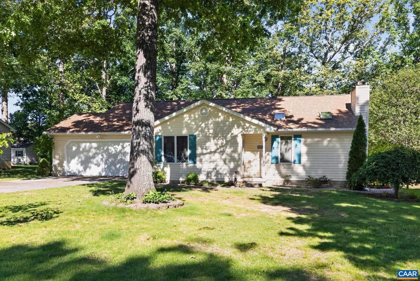 345 Cooper Dr, Stuarts Draft