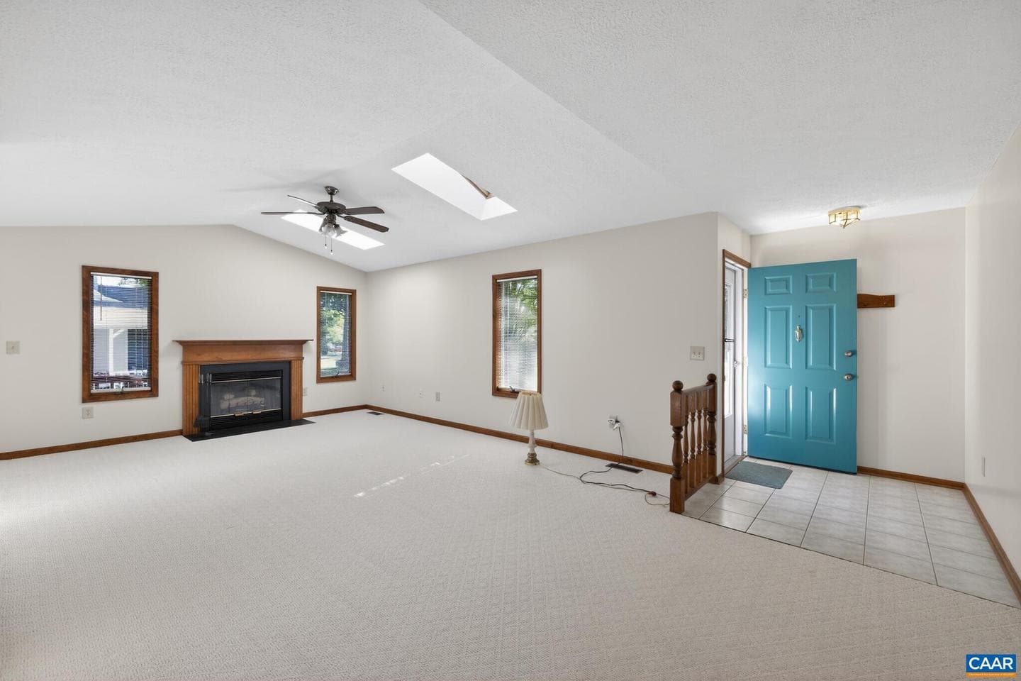 345 Cooper Dr photo 7