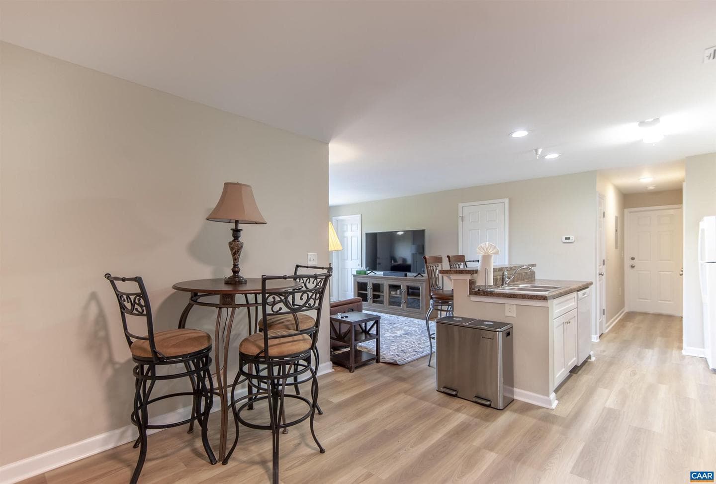 122 Yellowstone Dr #208 photo 7