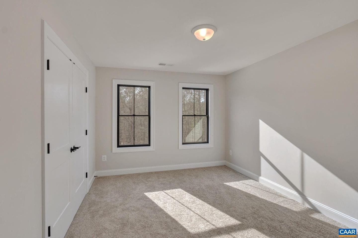 2534-4 Montgomery Ridge Rd photo 22