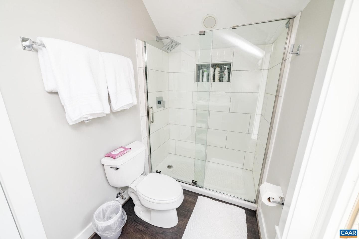 20 Knob Hill Pl photo 13