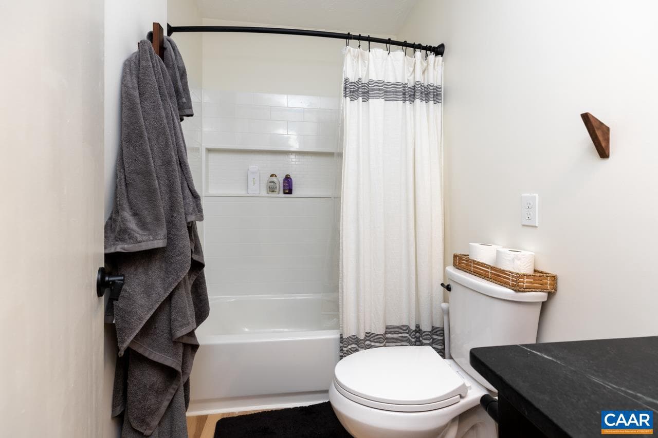 792 Laurelwood Condos photo 21