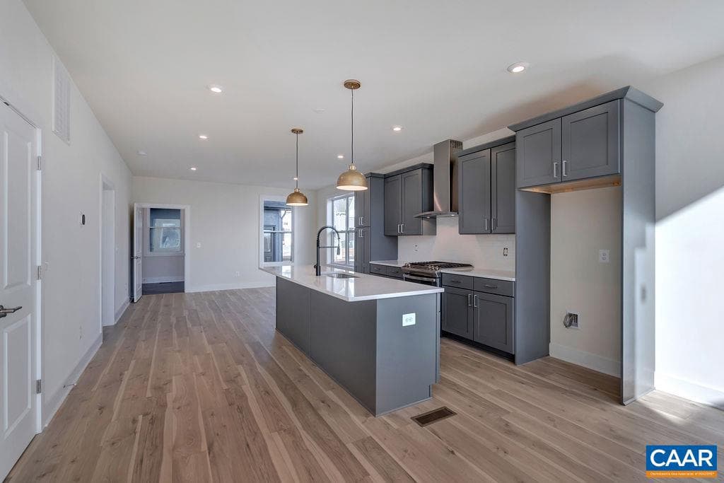 22f Wardell Crest photo 10