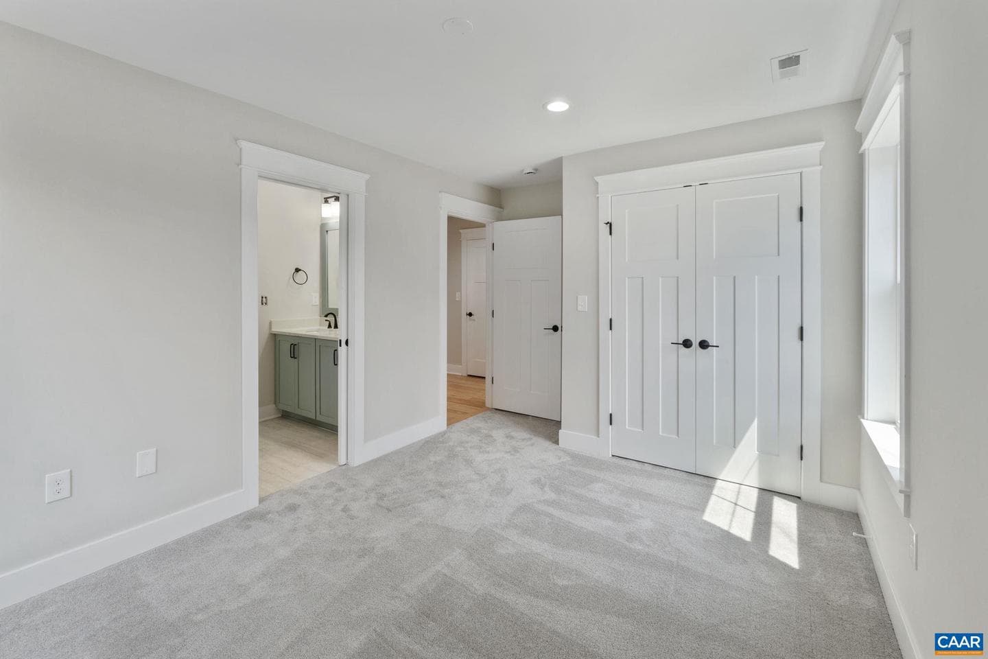 1603 Griffen Grove photo 38