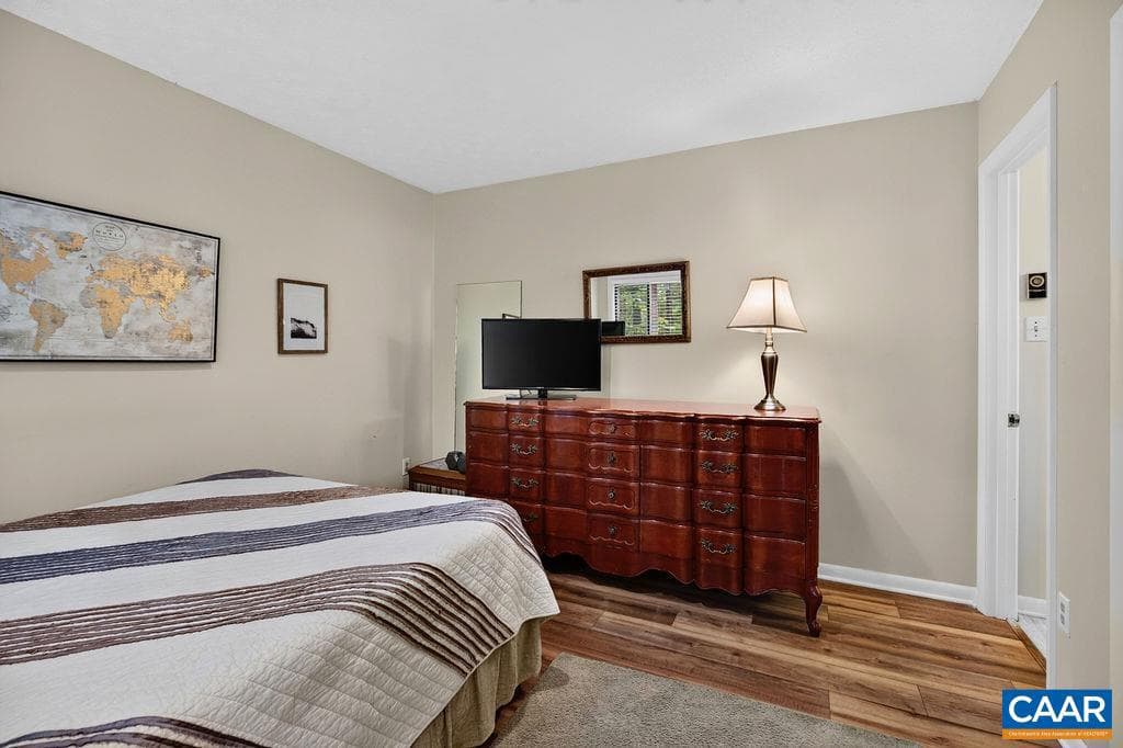 25 Hickorynut Rd photo 17