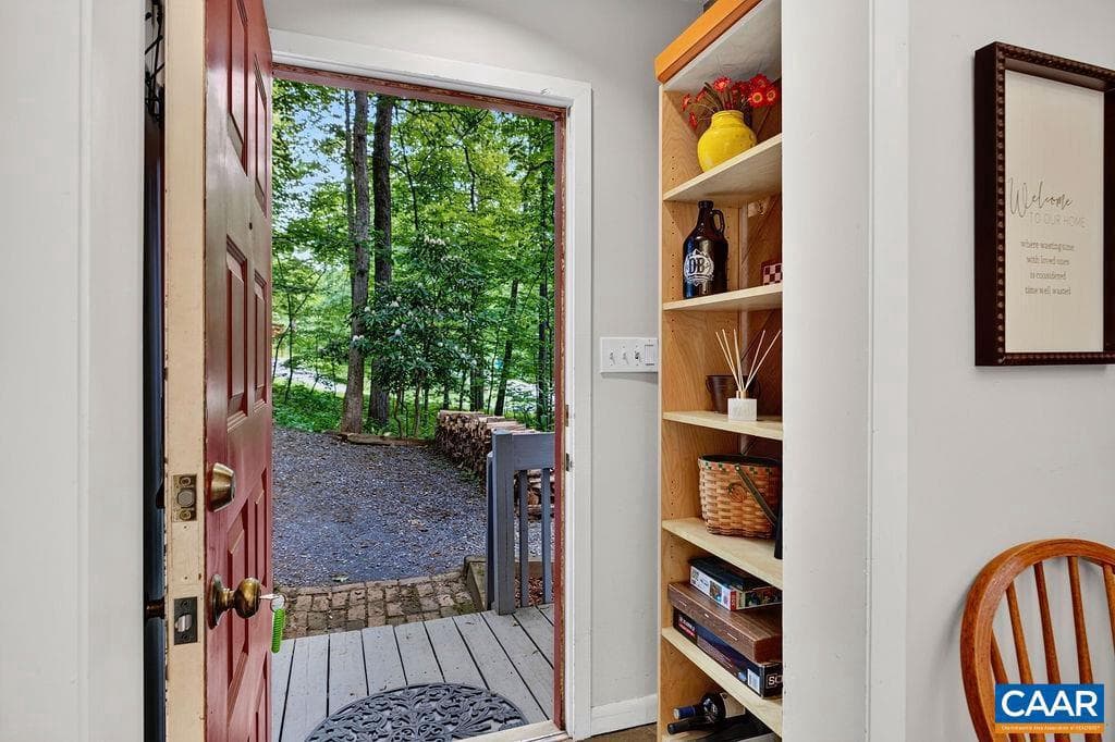 25 Hickorynut Rd photo 8